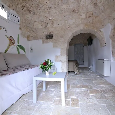 Trulli Le Calle Vila